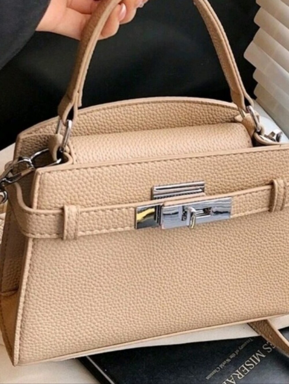 Luxury Bag - Picture 7 of 8